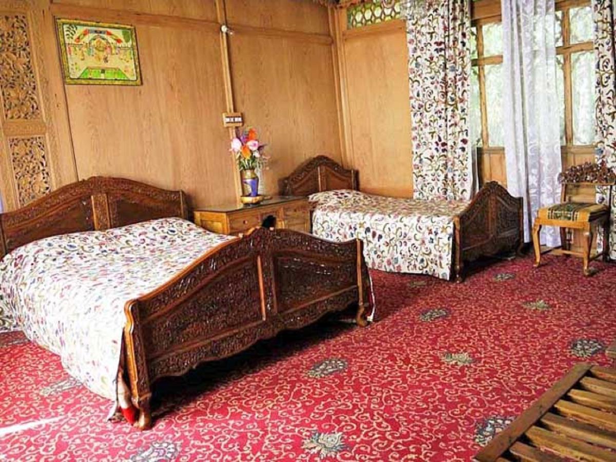 Hotel New Jersey Houseboats Nagin Bagh Pokoj fotografie